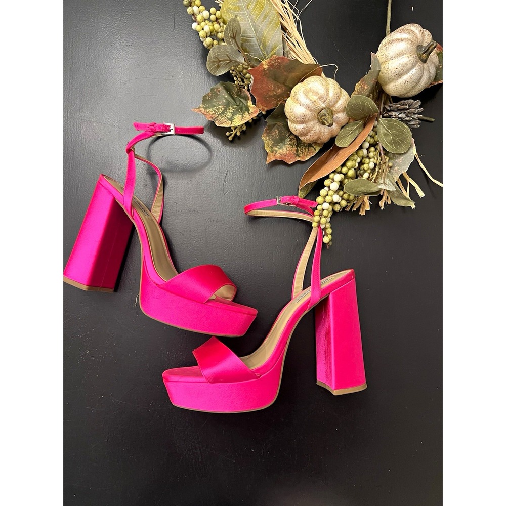 Steve Madden Lessa Satin Hot Pink Fabric Platform Ankle Strap Block Heel Sz 8.5M